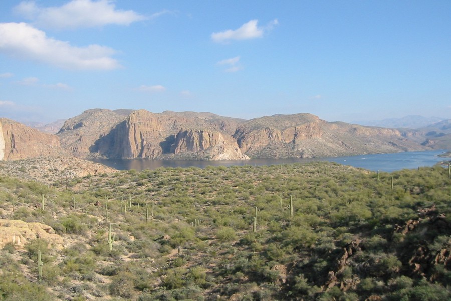 ../image/along the apache trail 2.jpg